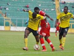 Ганский футболист умышленно забил два гола в свои ворота: зачем он это сделал