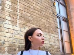 Дочь Поляковой в слезах сообщила, что ее заблокировали в TikTok из-за видео в юбке
