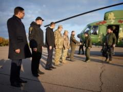 Посетит передовую и Мариуполь: Зеленский прибыл на Донбасс