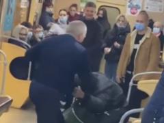 В метро Харькова машинист избил пассажира: полиция проводит проверку