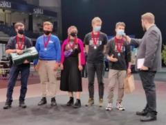 Созданный украинской командой робот получил награду на соревнованиях Robotex 2021