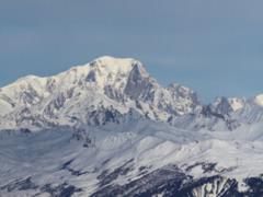 Альпинист, который в 2013 году обнаружил на Монблане клад, получил свою долю спустя восемь лет