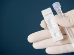 Тесты на антигены не засекают самых заразных пациентов с Омикроном