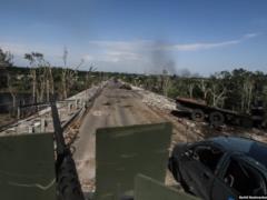 Украинских военных в Северодонецке атакуют по всем направлениям