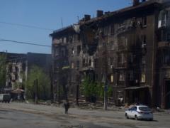 В Мариуполе российские оккупанты смягчили режим выезда в сторону Запорожья – советник мэра