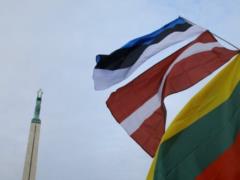 НАТО обещает значительно усилить оборону стран Балтии