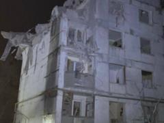Войска РФ ударили ракетой по пятиэтажке в Харьковской области, есть пострадавшие — глава ОВА