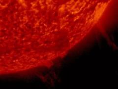 Солнце наносит удар: ученые предупредили о мощной магнитной буре