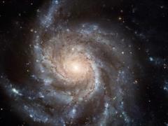 Ученые рассказали о взрыве сверхновой, который можно наблюдать в обычный телескоп