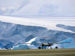 Британия тестирует БПЛА для исследований в Антарктиде: это выгоднее, чем обычные самолеты