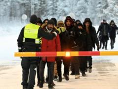 Гибридная война на финско-российской границе: Москва устраивает провокации — The New York Times
