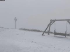 В Карпатах за сутки выпало два сантиметра снега