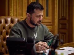 Зеленский ввел санкции против ряда физических лиц
