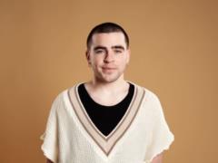 Відомий український співак зізнався у залежностях і шокував лікуванням в реабілітаційному центрі
