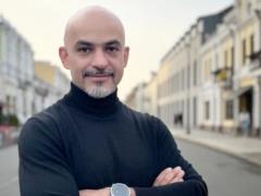 Мустафу Найема временно лишили водительских прав: сел за руль выпившим
