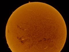 Астрономы впервые зафиксировали на Солнце дождь из горячей плазмы