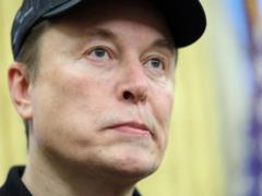 Илон Маск отреагировал на удары по аэродромам в РФ