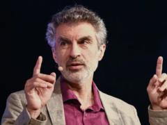 Демонстрирует опасные характеристики: один из  отцов  ИИ раскритиковал многомиллиардную гонку по его разработке