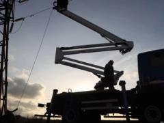 В Херсонской области ввели графики отключений света после российских атак