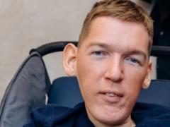 В полиции просят отозваться всех, кто донатил на лечение львовянина с СМА Гусакова