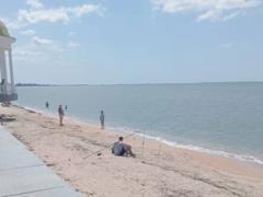 От Бердянска до Скадовска: пляжи заброшены, в санаториях отлеживаются боевики
