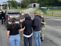 В Госпогранслужбе заявили, что  не фиксируют  массовой депортации украинцев из США