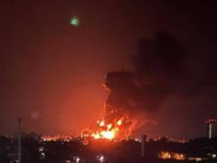ЗСУ завдали удару ще по двох НПЗ Росії: палає страшенно, але в росіян це  уламки БПЛА  (відео)