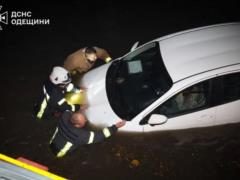 В Одессе из-за сильного потопа погибла работница  Укрзалізниці  из-за сильного потопа