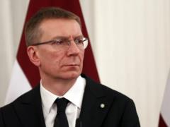 Президент Латвии отреагировал на заявление Меркель о Польше, странах Балтии и переговорах с Путиным в 2021 году
