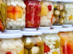 Гастротренд из бабушкиного подвала: ферментированные продукты улучшают пищеварение и кожу