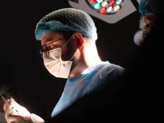 Одесского хирурга отправили под домашний арест по делу о смерти застройщика Кивана