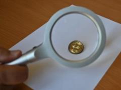 Во Львовской области будут судить мужчину за попытку продать случайно найденное старинное украшение V века