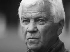 На стадионе  Динамо  попрощались с футболистом Владимиром Мунтяном