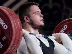 Тяжелоатлет Даниил Чиняков - о трех золотых медалях чемпионата Европы, Rammstein и пельменях