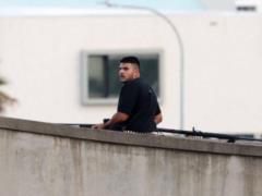 Повне відео теракту в Сіднеї: 10 хвилин ісламісти розстрілювали людей на святі Xанука