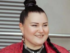  Мы уже сфотографировались, больше не надо : Alyona Alyona рассмешила историей, как фанаты перепутали ее с  двойником  на концер