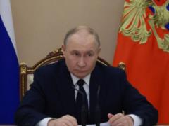  Не було ні вибухів, ні дзижчання : у МЗС пояснили, чому РФ бреше про атаку на резиденцію Путіна