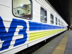 В Харьковской и Одесской областях массово задерживаются пригородные поезда