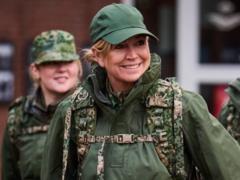 Королева Нидерландов стала резервисткой вооруженных сил