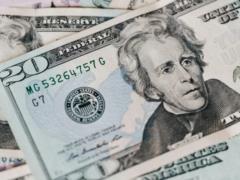 Доллар в феврале: стоит ли готовиться к новым курсовым прыжкам