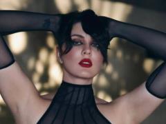 Попытка отбелить репутацию провалилась: беглянка MARUV вдруг спела на украинском, но в сети заметили нюанс