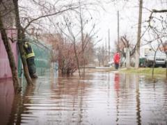 Харьковскую область накрыли наводнения, жилые дома уходят под воду