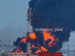  Коктейль нафти з трьох різних родовищ : у Татарстані палає аж 85 тисяч тонн нафтопродуктів (відео)