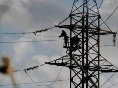 В четверг графики отключения света начнут применять с 8 утра