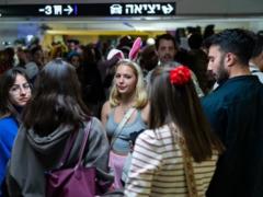 Жители Израиля: Война войной, а Пурим хоть и в убежище, но отпраздновали весело