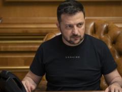 Зеленский подписал закон о годе отсрочки для тех, кто заключил «Контракт 18-25»