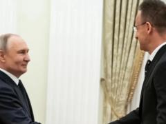 Сийярто предлагает капитуляцию Европы – снять санкции на российские нефть и газ