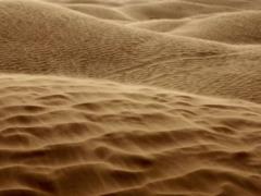 Над Европой пронеслись пыльные массы из Сахары - в NASA показали  кровавый дождь 