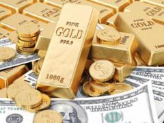 Нацбанк продає мільярдами валюту з резервів, а гривня б’є антирекорди