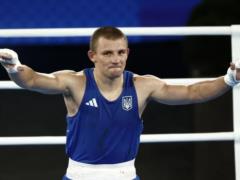 Олимпийский чемпион Хижняк дебютировал на профи-ринге победой нокаутом в первом раунде